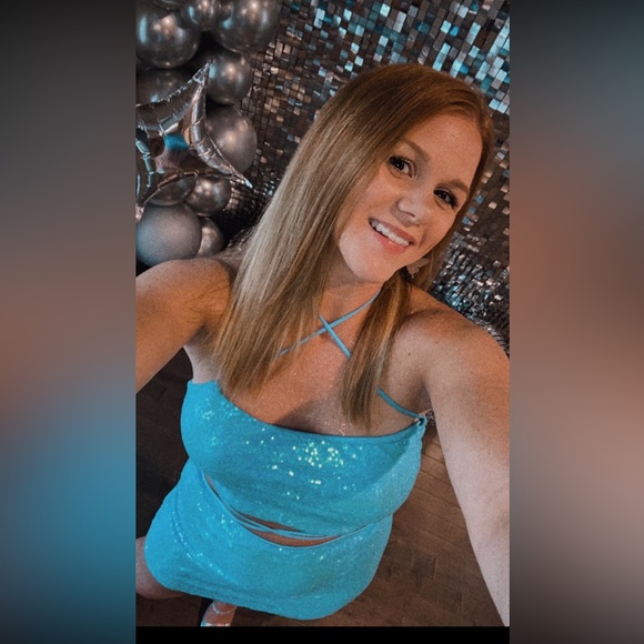 Two piece sequin set. Blue. Size large. - Picture 5 of 5